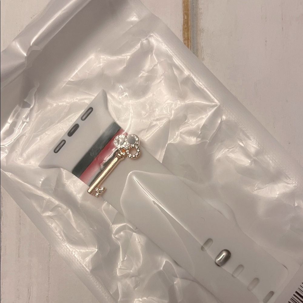 NWT White Silicone Smartwatch Band with Gold Key Charm compatible with 42mm